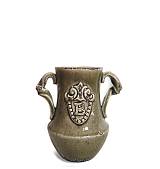 Κεραμικό βάζο με  λαβέσ σε  καφε χρ. CT295