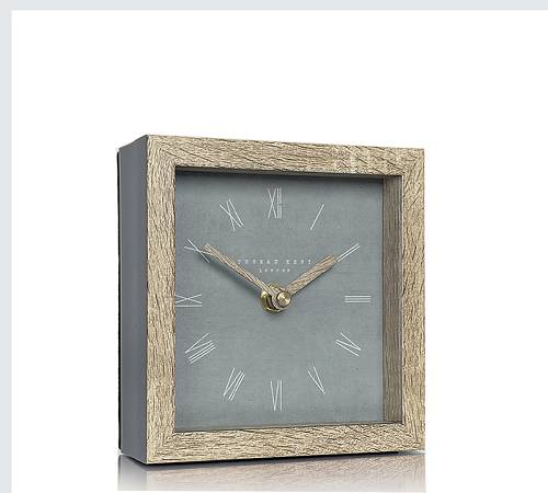 Επιτραπέζιο ρολόι σε απομίμηση ξύλου,γκρι χρ.,14cm CL358